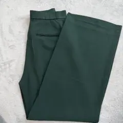 UNIQLO ダークグリーン スラックス
