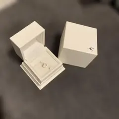 4C シルバー ハート型ネックレス