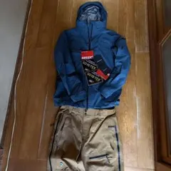 中古品　ピークパフォーマンス　マルーンジャケット&パンツ　上下Sサイズセット 中古品 ピークパフォーマンス マルーンジャケット&パンツ 上下Sサイズ