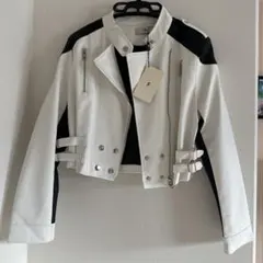 Item thumbnail for item 7db66852-e8e4-467f-94d6-9b9fa3ba6e47