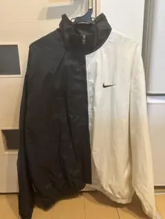 Nike ナイロンジャケット M/L 黒/白
