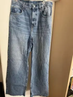 ライトブルー ストレートデニム