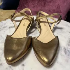 Clarks cushion ゴールド ポインテッドトゥ ハイヒール