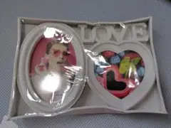 ホワイト フォトフレーム LOVE付き