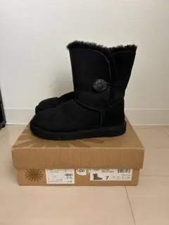 UGG W BAILEY BUTTON ムートンブーツ