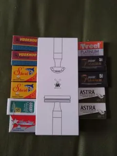 VOSKHOD 100枚セット 替刃　両刃カミソリ Amazon.co.jp: Voskhodダブルエッジかみそりの刃100パック : ビューティー