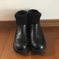 ブラックレザー厚底ショートブーツ