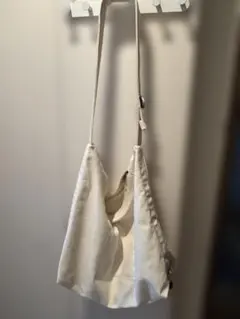 ショルダーバッグ 調整可能