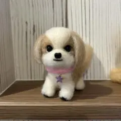 羊毛フェルト****蜂さんコスチュームのシーズーちゃん♥ - メルカリ