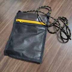 サコッシュ