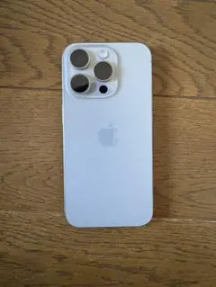 Apple iPhone 15 Pro 本体 透明ケース付き　フィルムセット