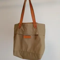 モンベル ランブラー トートバッグ ベージュ