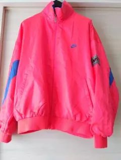 NIKE　オールド　古着　ナイキ　ナイロンジャケット　ロゴ