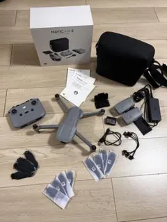 DJI Mavic Air 2 Flymorecomboドローン 本体と付属品