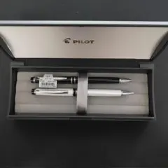 廃盤 Pilot 油性ボールペン 細字0.7mm グランセ ブラック スズラン