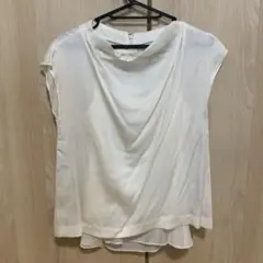 新品　組曲 kumikyokuトップス  キャミソール ノースリーブ 白