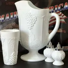 ヴィンテージ ミルクガラス ハーベスト グレープ レモネード ピッチャー