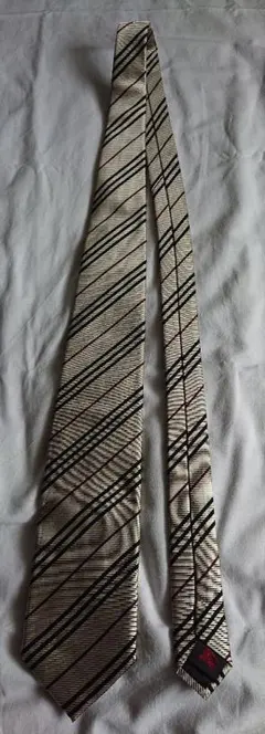 BURBERRY BLACK LABEL シルバーストライプネクタイ