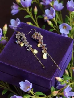 【14kgf】エチオピア産プレシャスオパールのロング＊ピアスNO.283