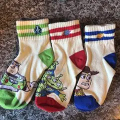 トイ・ストーリー　キッズ靴下3足セット