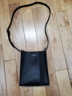 Item thumbnail for item 7d5adb40-e9a8-4185-8f93-6f1194e5bc10