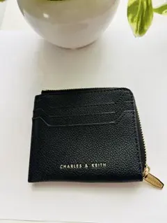 CHARLES & KEITH ブラック フラグメントケース