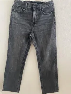 ユニクロ　スリムストレートハイライズジーンズ　DARK GRAY 25