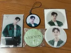SEVENTEEN セブチ くじ VERNONバーノン 缶バッジ スマホスタンド