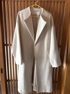 お値下げ未使用SNIDEL アイボリー ロングコート ベルト付き