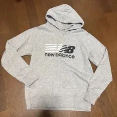 ニューバランス　パーカー　S