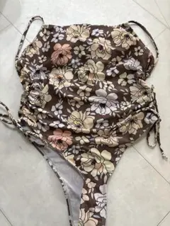 花柄ワンピース水着 ブラウン系