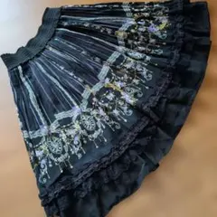 アクシーズファム　フレアスカート 黒 花柄 レース装飾