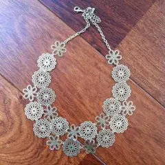 値下げ☆ビジューネックレス 花☆ 結婚式、二次会にも