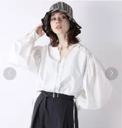 値下げしました！ジーナシス　コーティングスキッパーブラウス