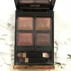 トム フォード ビューティ アイ カラー クォード 4A ハネムーン 10g