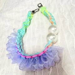 【ハンドメイド】カラフル　フリル　パール　携帯ストラップ　マーメイド　パラコード