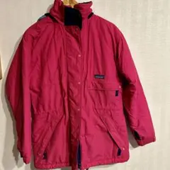 patagonia ピンク ナイロン フード付きジャケット