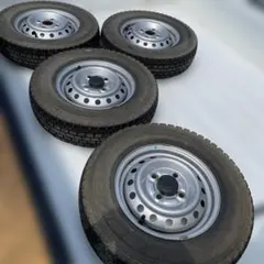 スタッドレスホイール タイヤ 145R12 6PRのサムネイル