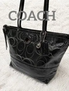 【美品】COACH トートバッグ エナメル レザー チャーム付き 黒BLACK