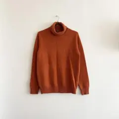 【UNIQLO】ユニクロ　長袖ニット　オレンジ　タートルネック
