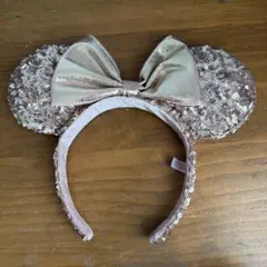 ミニー　ディズニーカチューシャ スパンコール　ゴールド