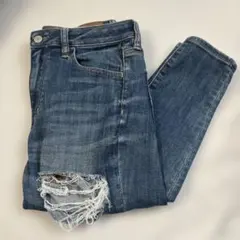 AMERICAN EAGLE スキニーデニム ダメージ　ジーンズ