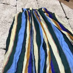 ストライプスカート