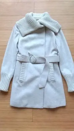 美品☆UNTITLEDウールコートジャケットグレーベージュリブアンゴラ毛オフ白