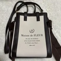 メゾンドフルール 2Wayスクエアキャンバストートバッグ