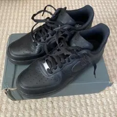 Nike Air Force 1 ブラックスニーカー
