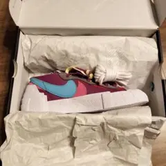 ナイキ ブレーザー ロー サカイ カウズ パープル ダスク DM7901-500