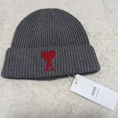 新品未使用　ami parisニットビーニー