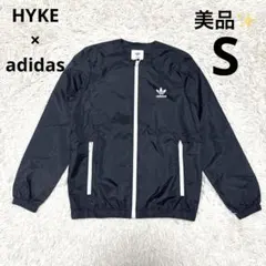 【美品 】HYKE adidas ノーカラー ジャケット ブルゾン　黒のサムネイル