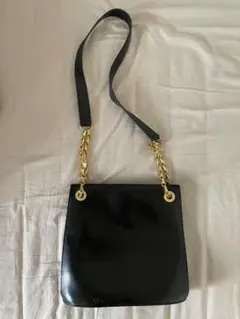 2025年最新】CELINE セリーヌ チェーンショルダーバッグの人気アイテム 